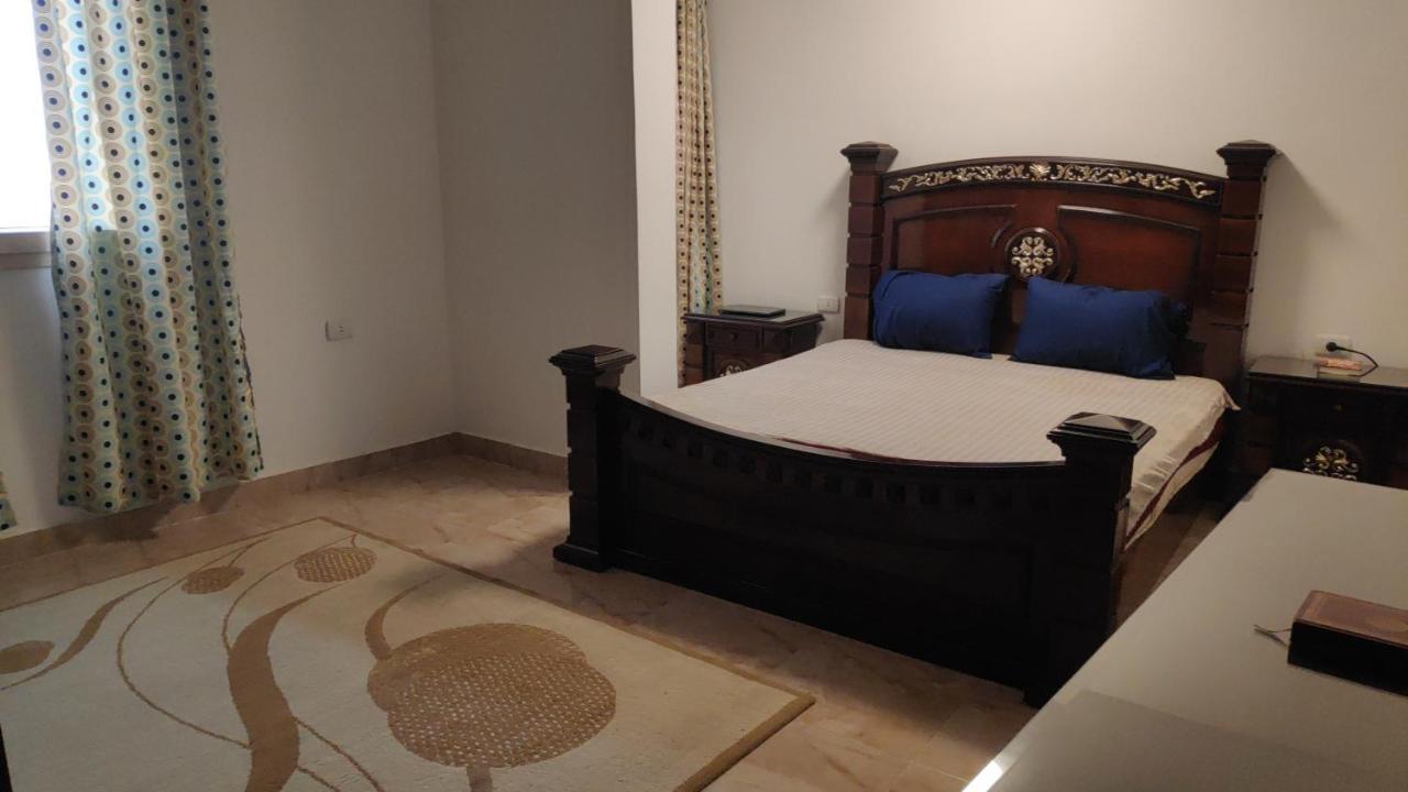 Nile Pyramidal View Place Apartment Cairo